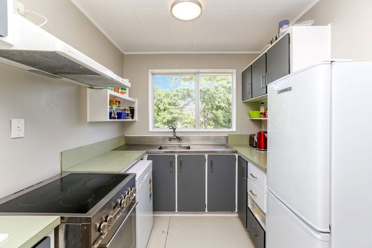 Photo of property in 5b Bulteel Street, New Plymouth, 4310