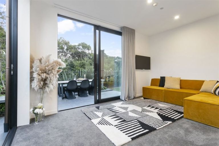 Photo of property in Sugar Lane Apartments, 13/31 Rawene Road, Birkenhead, Auckland, 0626