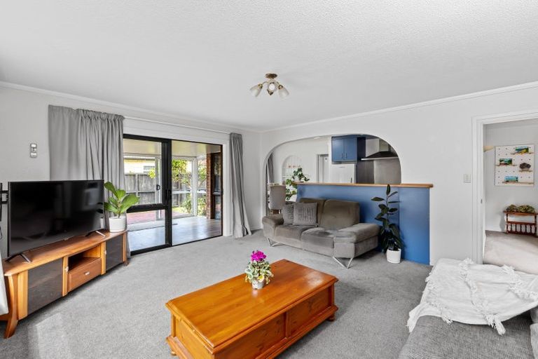 Photo of property in 2/29 Forest Glen, Orewa, 0931