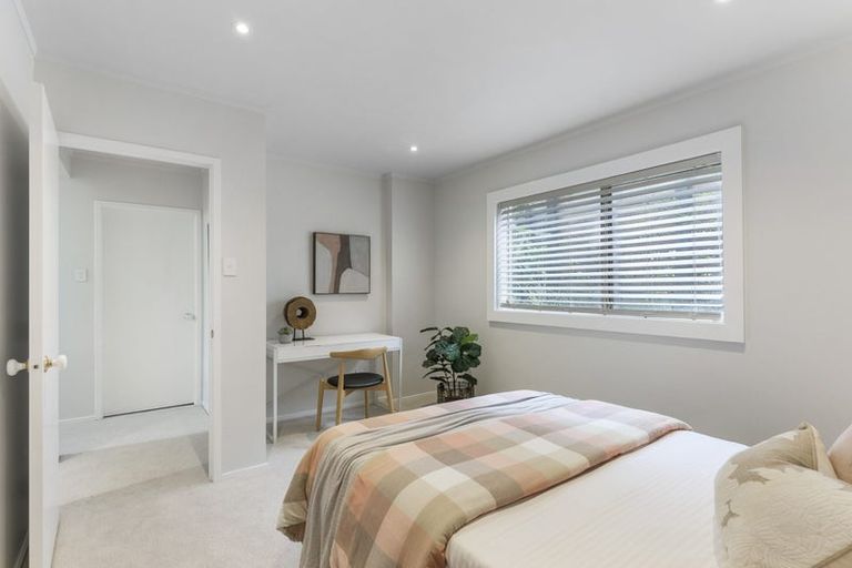 Photo of property in 1/14 Surville Place, Mairangi Bay, Auckland, 0630