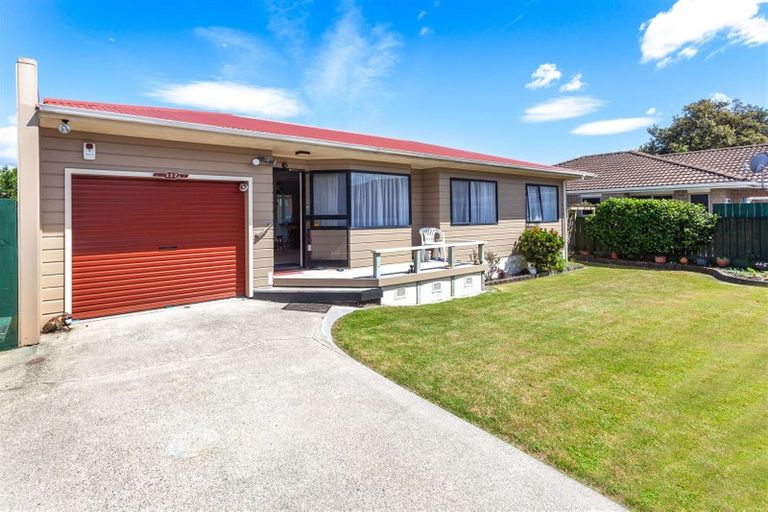 Photo of property in 327b Port Road, Whangamata, 3620