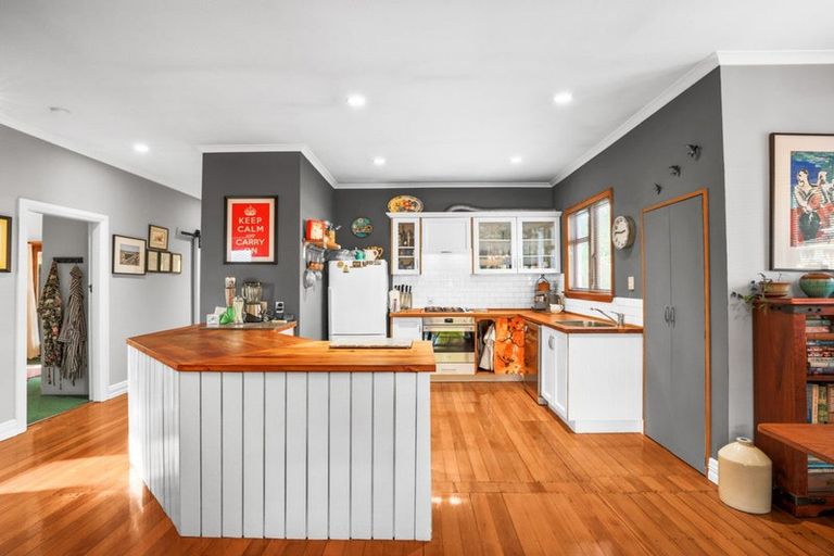 Photo of property in 34 Grantley Street, New Brighton, Christchurch, 8083