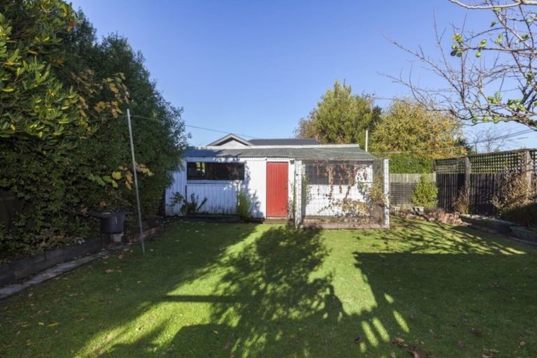 Photo of property in 76 Hawthorne Street, Strowan, Christchurch, 8052