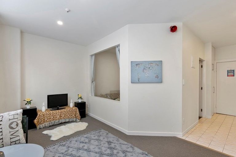 Photo of property in Regency Apartments, 3d/49 Manners Street, Te Aro, Wellington, 6011