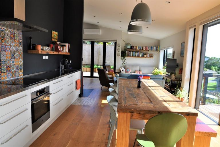 Photo of property in 36 Rainbow Court, Raumati South, Paraparaumu, 5032