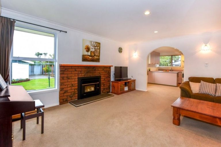Photo of property in 16 Wendover Street, Bishopdale, Christchurch, 8053
