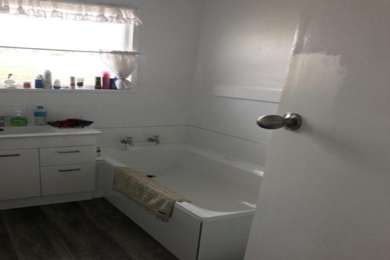 Photo of property in 1/87 Cottonwood Street, Parklands, Christchurch, 8083