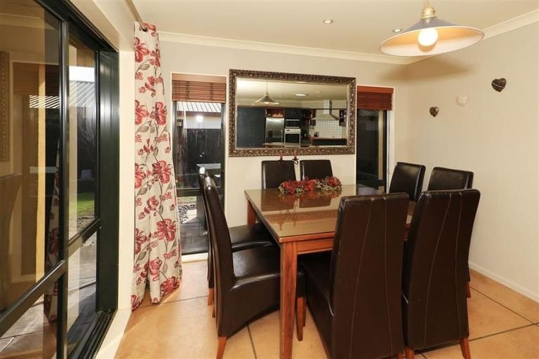 Photo of property in 23 Admiral Crescent, Flagstaff, Hamilton, 3210