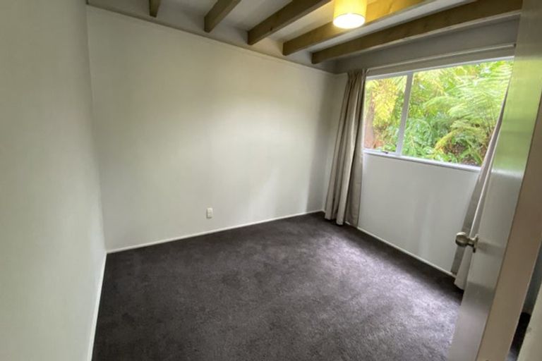 Photo of property in 2/555 East Coast Road, Browns Bay, Auckland, 0630