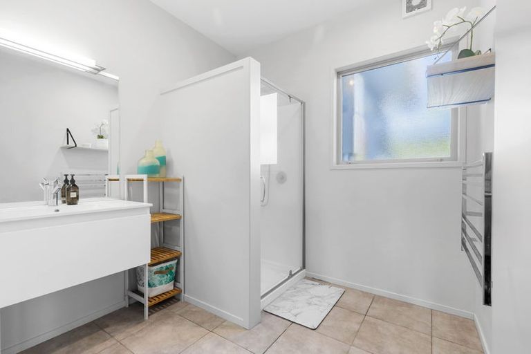 Photo of property in 43 Victory Drive, Wharewaka, Taupo, 3330