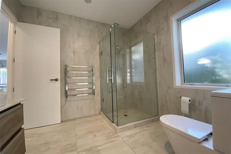 Photo of property in 29e Greenhithe Road, Greenhithe, Auckland, 0632