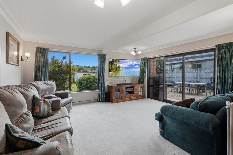 Photo of property in 9 Kerwood Place, Gore, 9710
