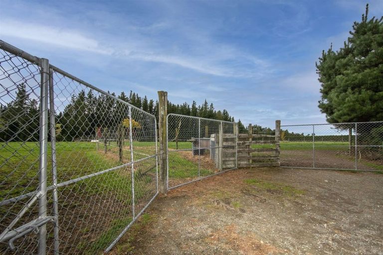 Photo of property in 405 Loburn Terrace Road, Loburn, Rangiora, 7472