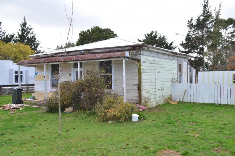 Photo of property in 17 High Street, Eketahuna, 4900