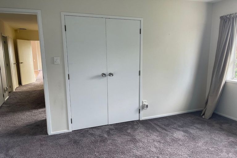 Photo of property in 4 Geoffrey Road, Torbay, Auckland, 0630