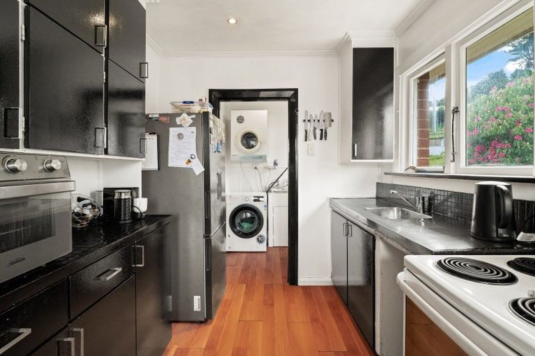 Photo of property in 26 Waldron Crescent, Green Island, Dunedin, 9018