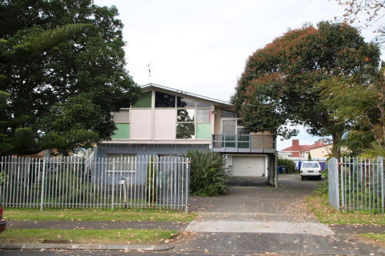 Photo of property in 9 Hardie Street, Mangere East, Auckland, 2024