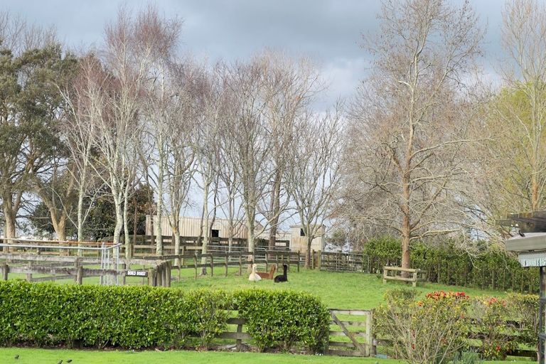 Photo of property in 172 Ellett Road, Karaka, Papakura, 2580