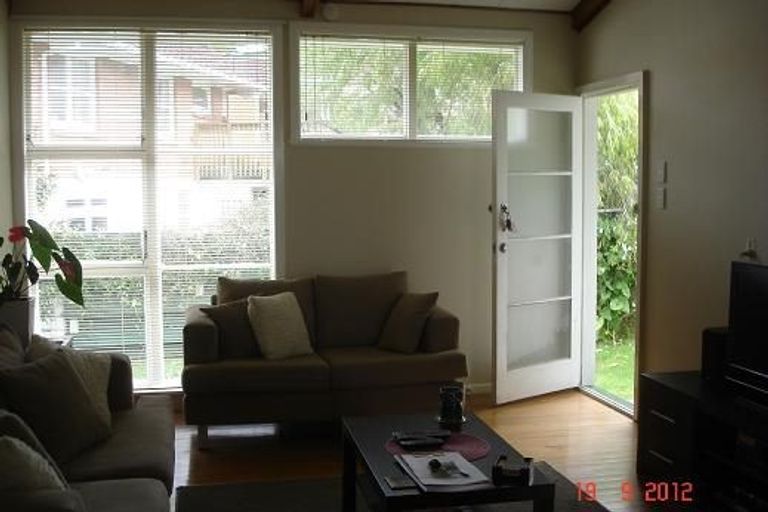 Photo of property in 2/38 Richard Farrell Avenue, Remuera, Auckland, 1050