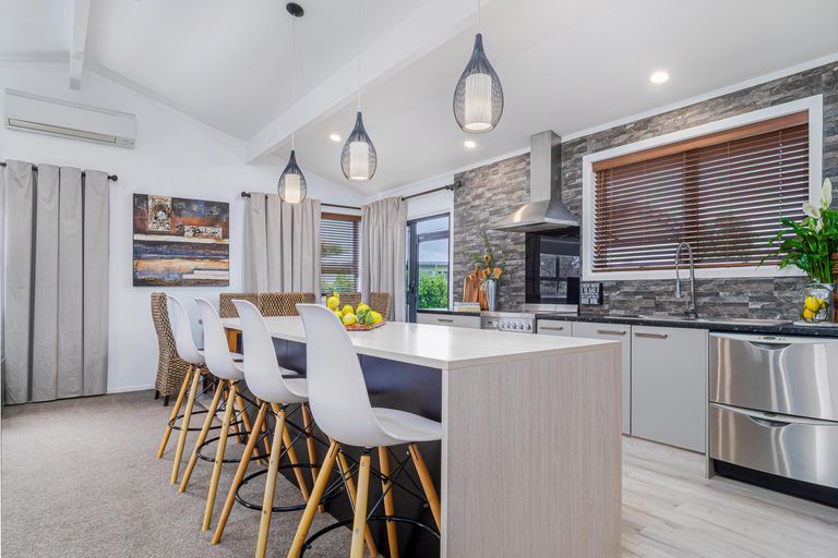 Photo of property in 1 Frame Street, Leamington, Cambridge, 3432