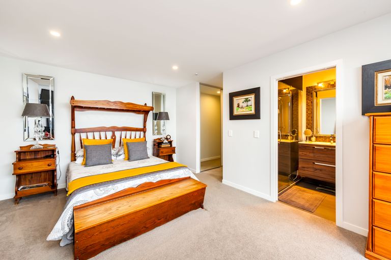 Photo of property in 97 Voyager Drive, Gulf Harbour, Whangaparaoa, 0930