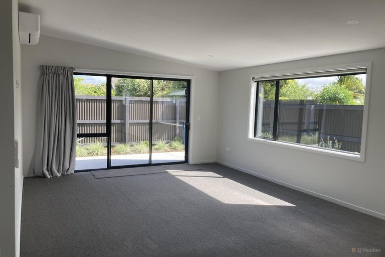 Photo of property in 8b Holmes Street, Waimate, 7924