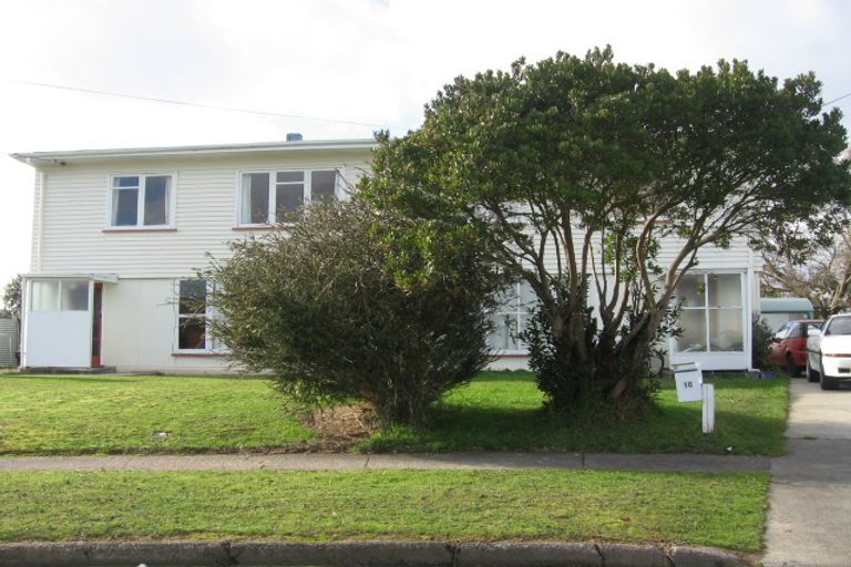Photo of property in 10-11 Anne Street, Feilding, 4702