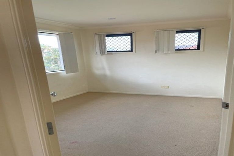 Photo of property in 15 Trimaran Drive, Gulf Harbour, Whangaparaoa, 0930