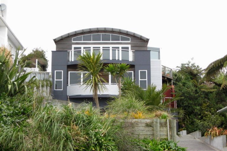 Photo of property in 423 Devon Street West, Lynmouth, New Plymouth, 4310