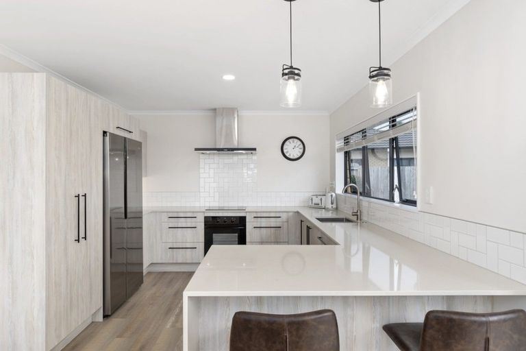 Photo of property in 2 Ranfurly Terrace, Pyes Pa, Tauranga, 3112