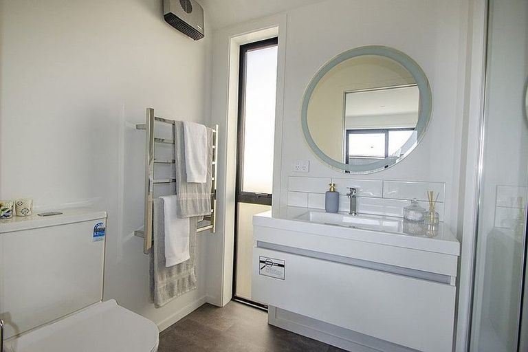 Photo of property in 13 Phoenix Place, Cromwell, 9310