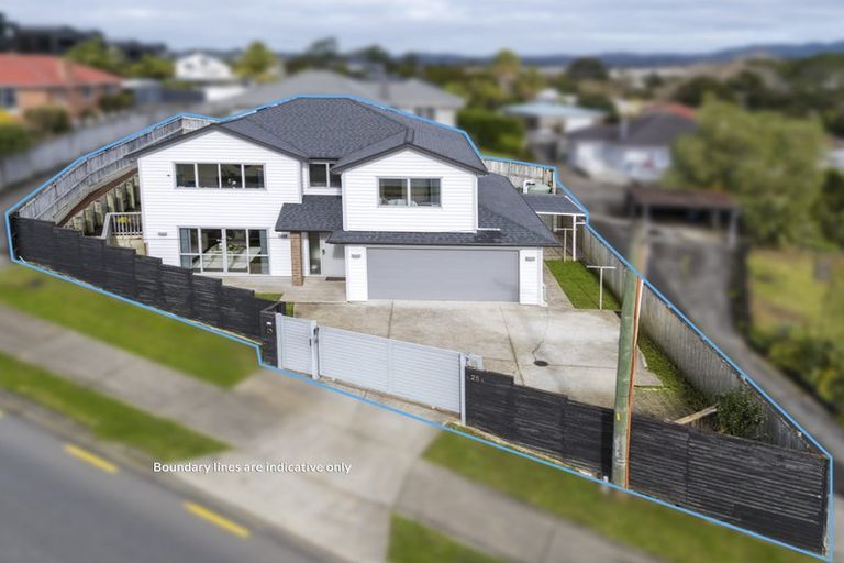 Photo of property in 25 View Road, Henderson, Auckland, 0612