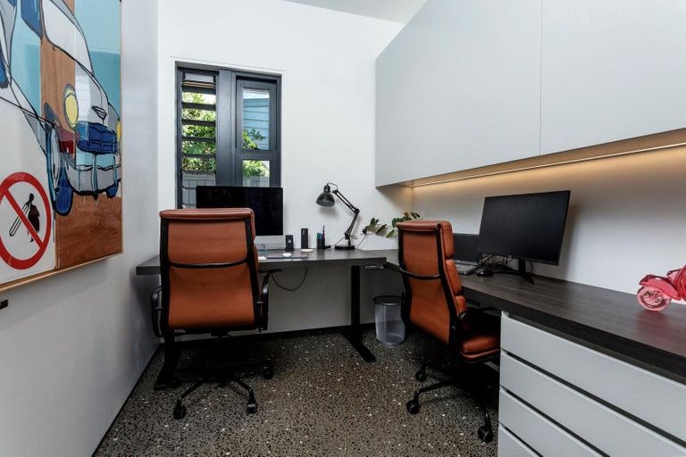 Photo of property in 11 Cheltenham Road, Devonport, Auckland, 0624