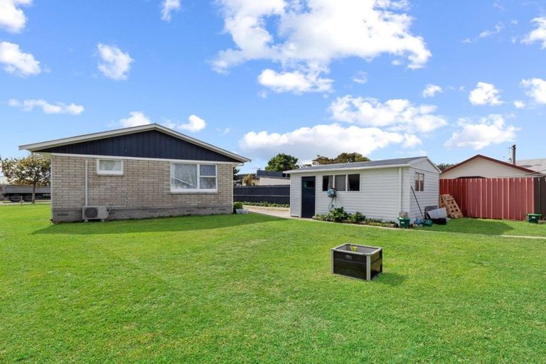 Photo of property in 53 Collins Road, Melville, Hamilton, 3206