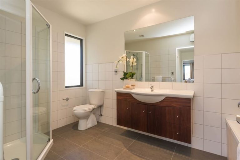 Photo of property in 2 Westburn Terrace, Burnside, Christchurch, 8041