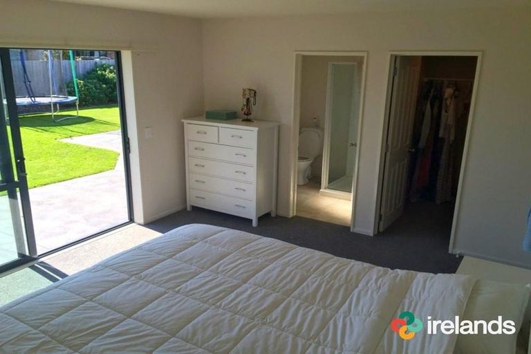 Photo of property in 6 Panache Place, Northwood, Christchurch, 8051