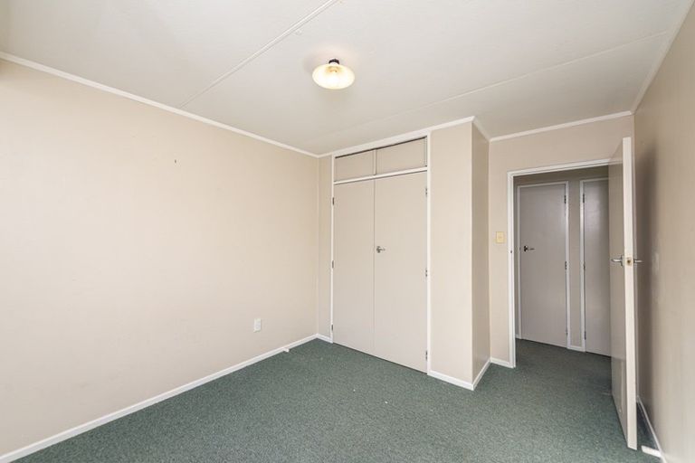 Photo of property in 12 Massey Street, Aramoho, Whanganui, 4500