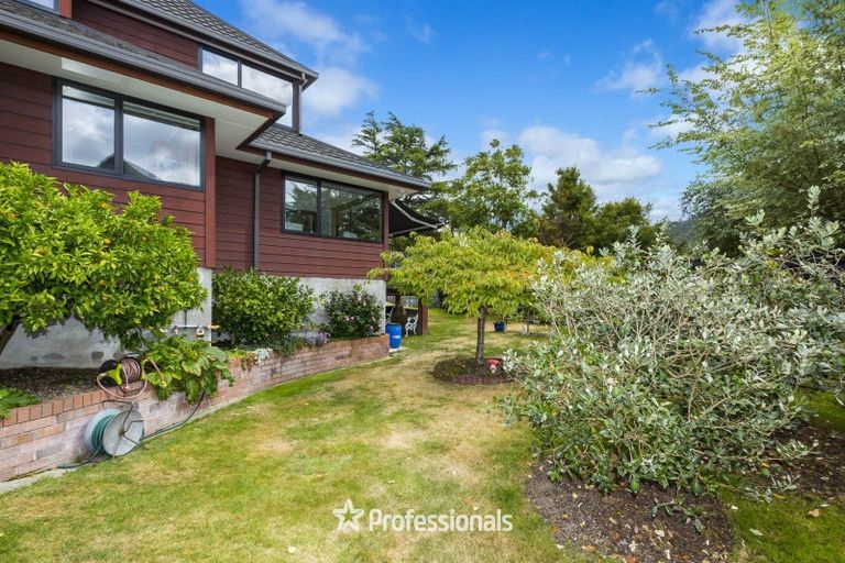 Photo of property in 64 Ebdentown Street, Ebdentown, Upper Hutt, 5018