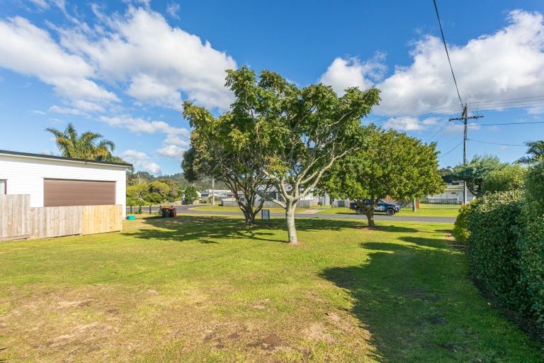 Photo of property in 224 Tui Road, Whangamata, 3620