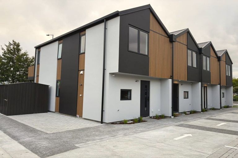 Photo of property in 2/138 Fitzgerald Avenue, Christchurch Central, Christchurch, 8011