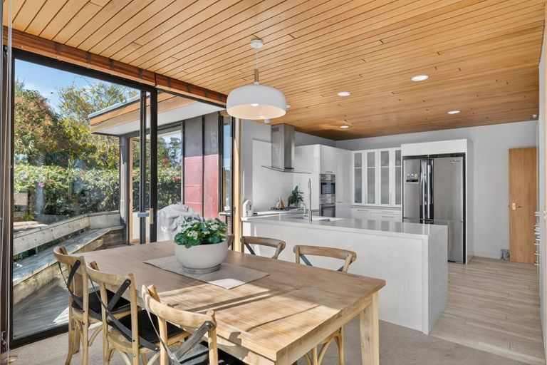 Photo of property in 137 Princes Drive, Britannia Heights, Nelson, 7010