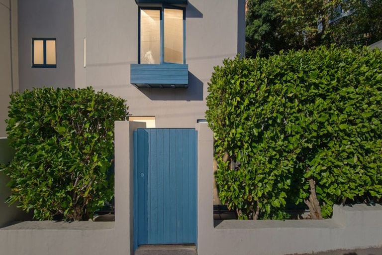 Photo of property in 7b Austin Street, Mount Victoria, Wellington, 6011