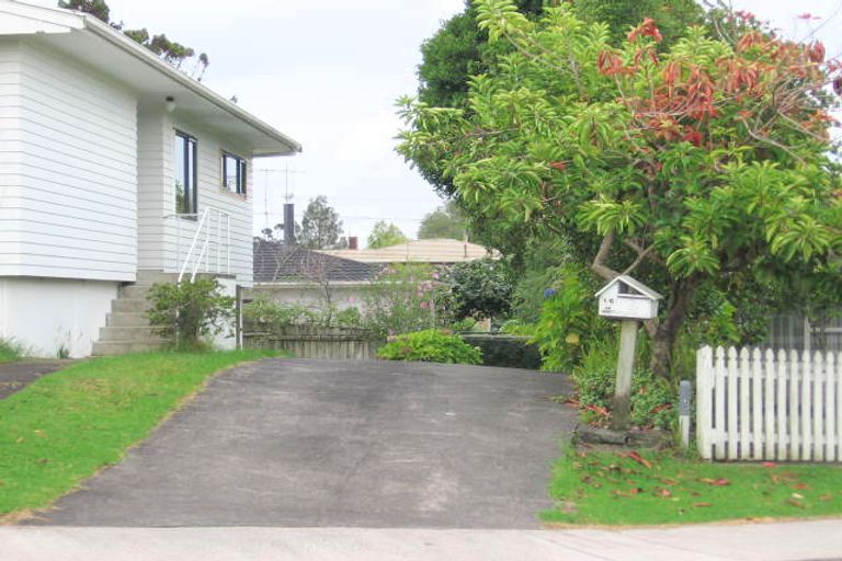 Photo of property in 6 Surat Place, Glen Eden, Auckland, 0602