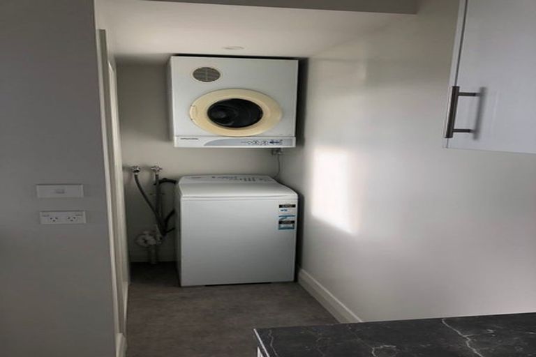 Photo of property in 21 Disley Street, Highbury, Wellington, 6012