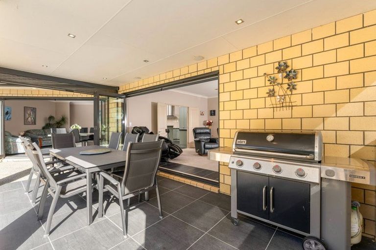 Photo of property in 45 Kingscliff Rise, Dairy Flat, Albany, 0792