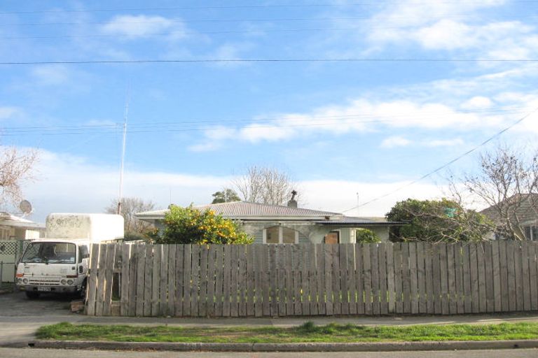 Photo of property in 18 Gilray Avenue, Maraenui, Napier, 4110
