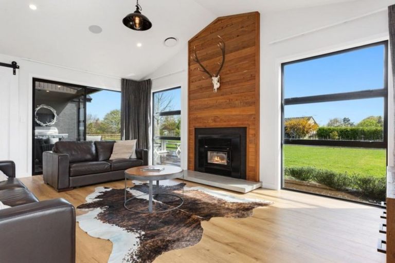 Photo of property in 23 Monarch Park Lane, Leamington, Cambridge, 3432