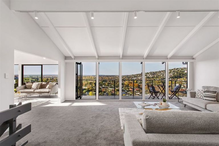 Photo of property in 23 Whareora Terrace, Cashmere, Christchurch, 8022