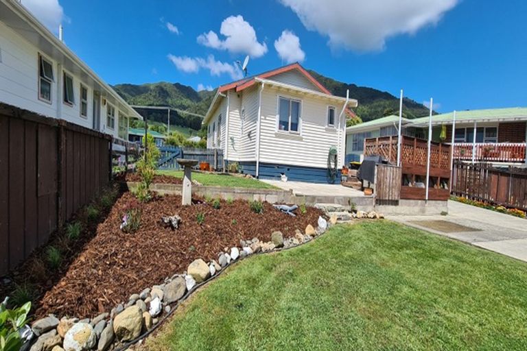Photo of property in 4 Carlton Street, Te Aroha, 3320