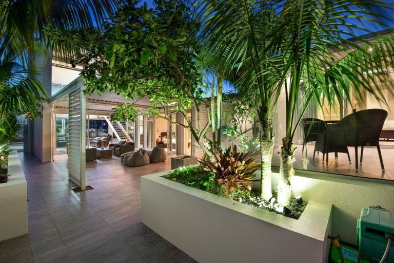 Photo of property in 32 Rue D' Amarres, Gulf Harbour, Whangaparaoa, 0930